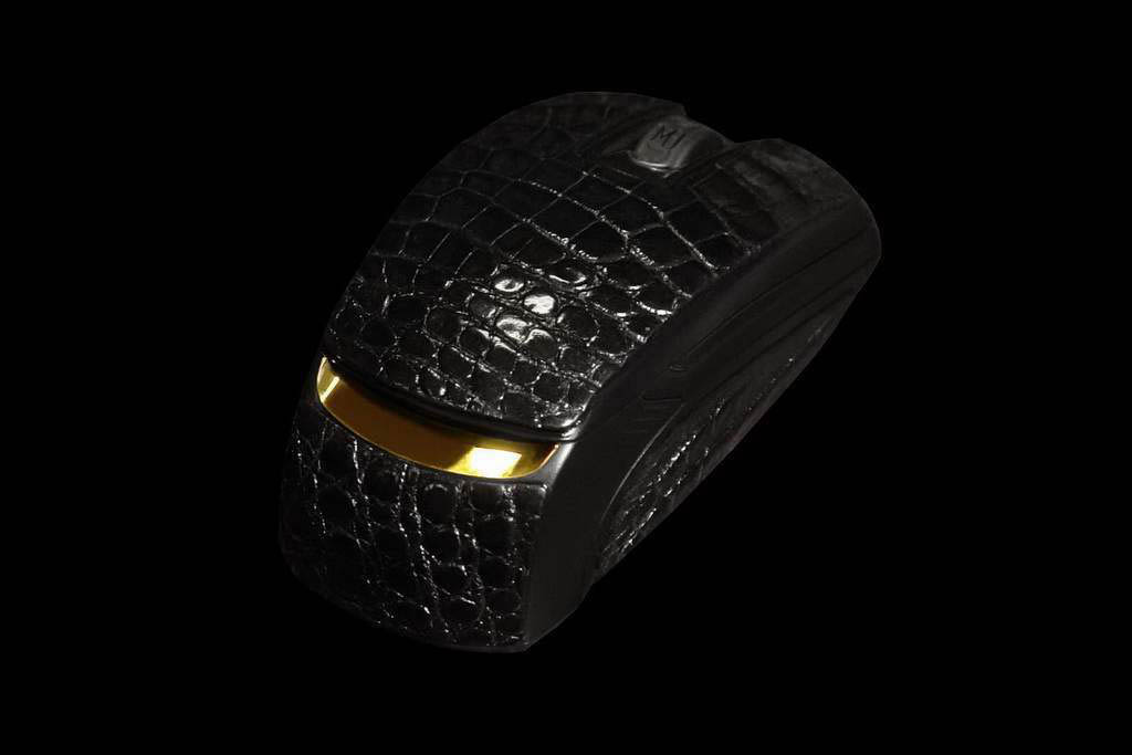 VIP Mouse Ferrari MJ Gold Diamond Crocodile Limited Edition - Inlaid Brilliants, Gold & Alligator